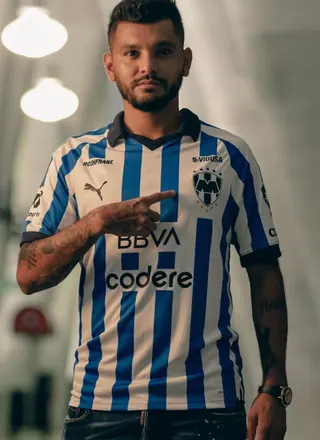 Tecatito Corona